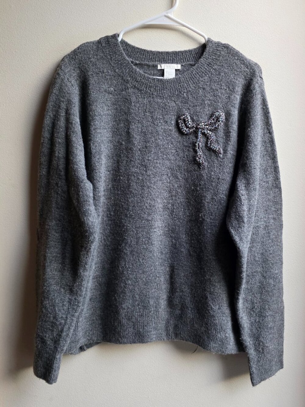 H&M Holiday Studded Bow Sweater Size Large